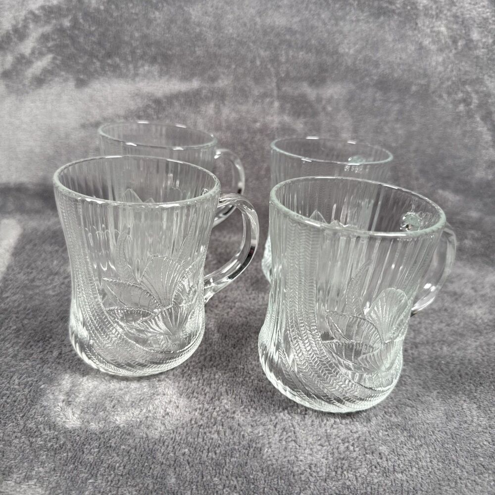 Set of 4 VTG Arcoroc “Canterbury Crocus” Mugs Clear Embossed Glass France